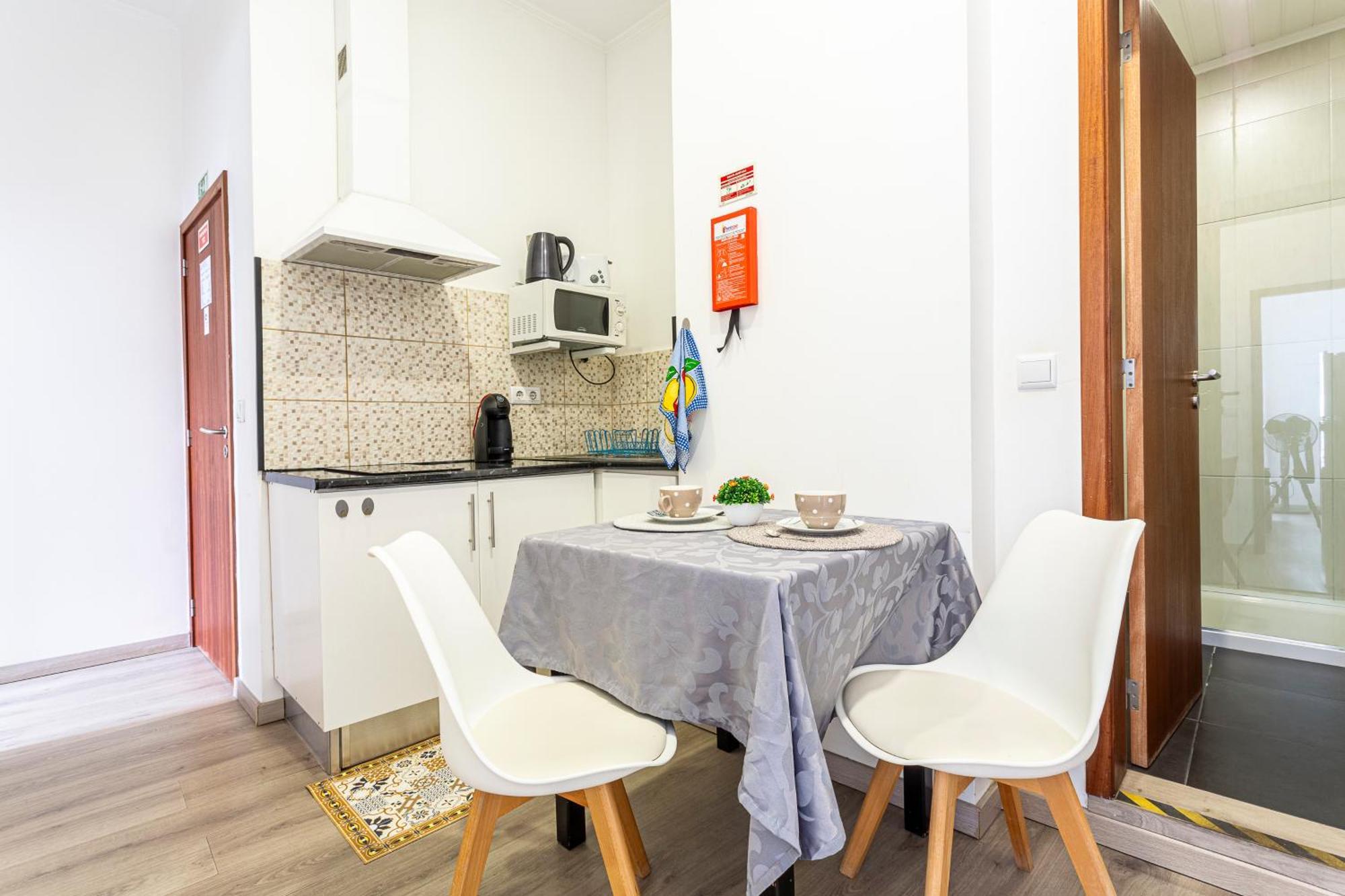 דירות פונשל Casa Da Ribeira מראה חיצוני תמונה